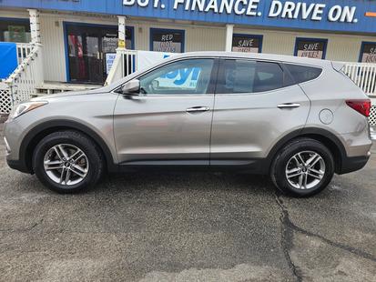 hyundai santa fe 2017 5NMZTDLB7HH010538 image hyundai santa fe 2017 5NMZTDLB7HH010538 image
